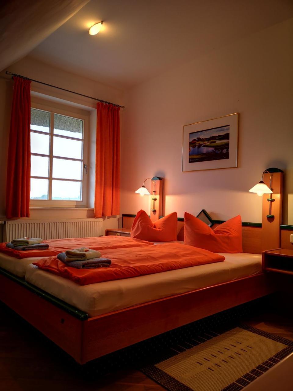Golfcentrum Schloss Karnitz Ruegen 가르쯔 외부 사진